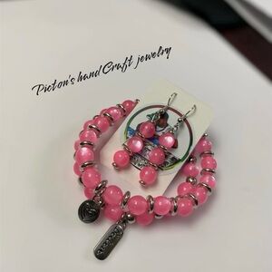 Pink and Silver Spiral Beaded Bracelet. Customized! @Pictonshandcraftjewelry